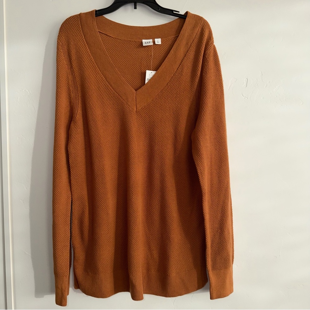 GAP NWT Long Sleeve Waffled Textured Sweater | Large